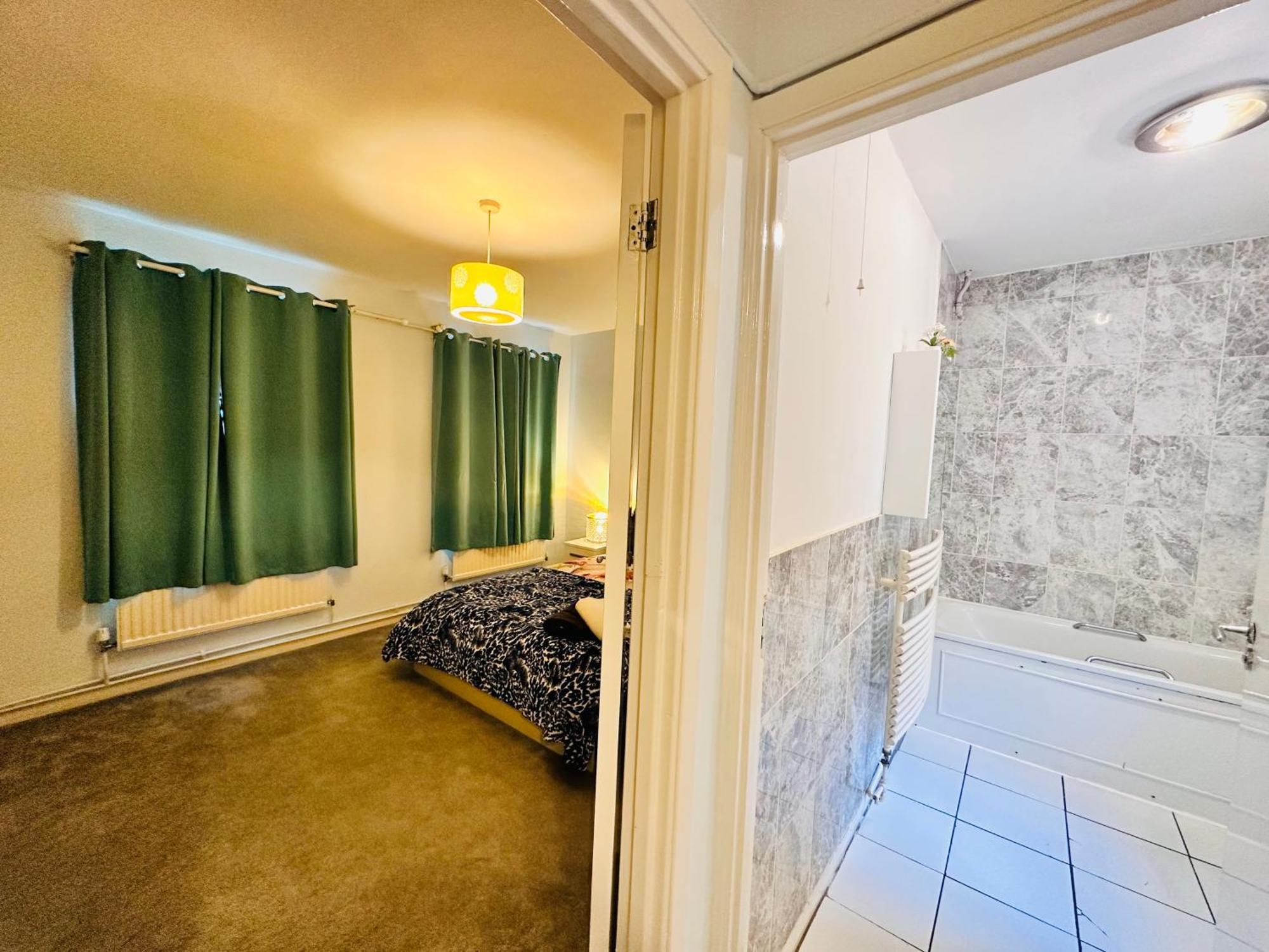 Victoria Family Apartment In Central Лондон Екстер'єр фото