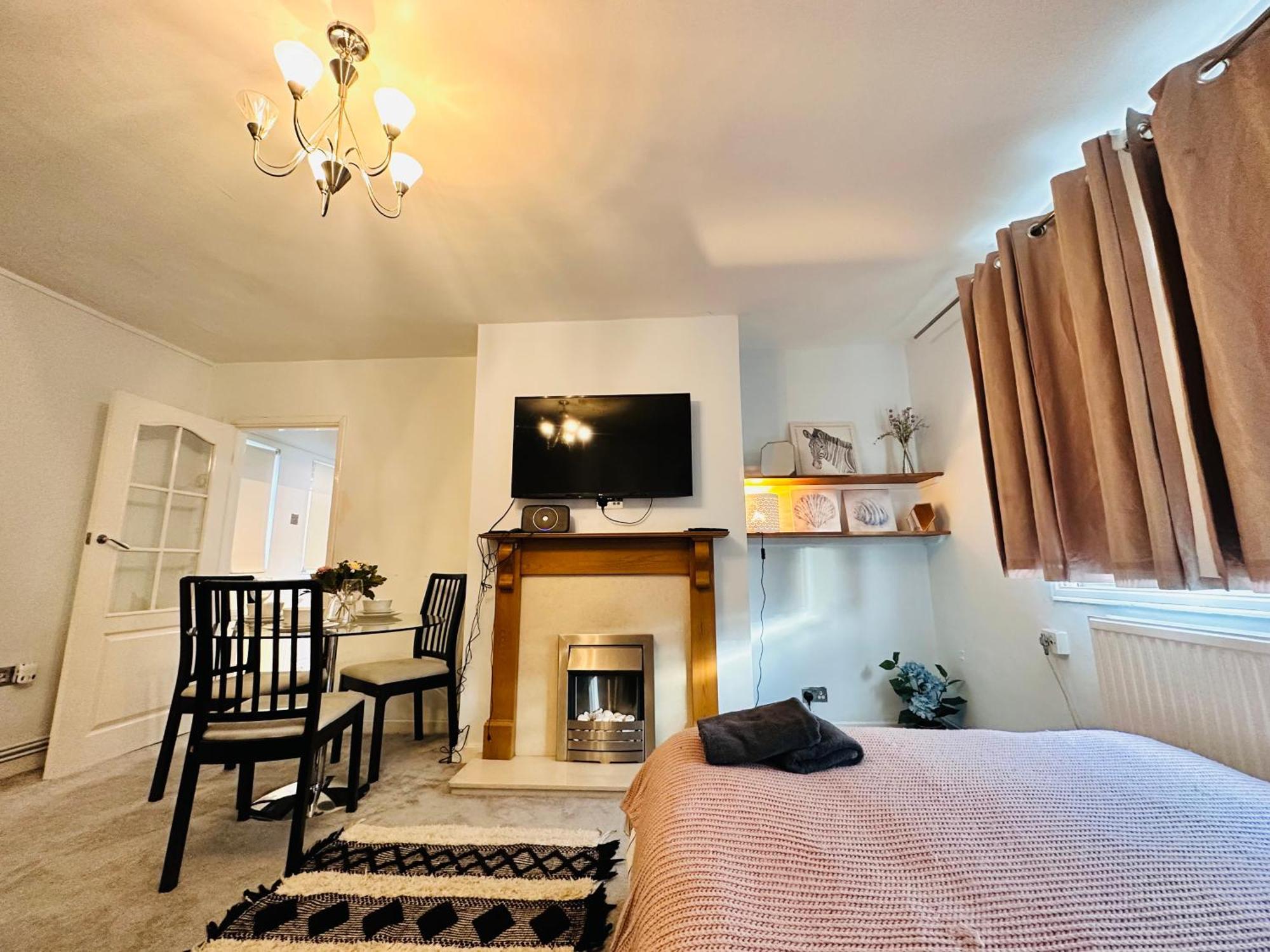 Victoria Family Apartment In Central Лондон Екстер'єр фото